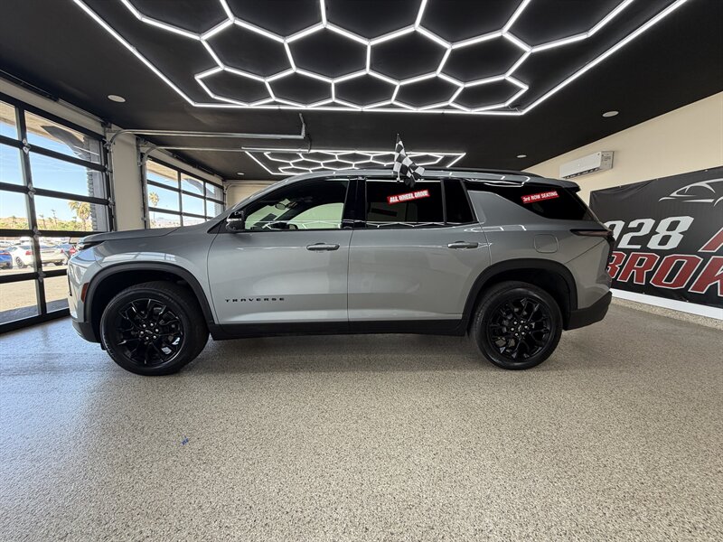2025 Chevrolet Traverse LT   - Photo 1 - Bullhead City, AZ 86442