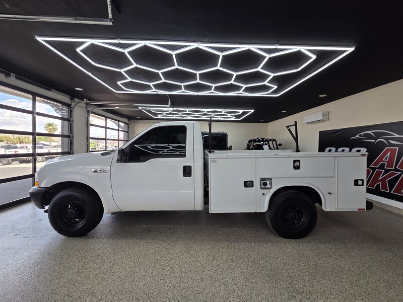2003 Ford F-250 Super Duty XL   - Photo 1 - Bullhead City, AZ 86442