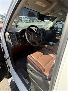 2016 Chevrolet Silverado 2500HD High Country - Photo 6 - Bullhead City, AZ 86442