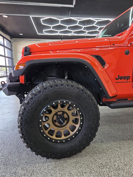 2023 Jeep Wrangler 4-Door Sahara Altitude - Photo 9