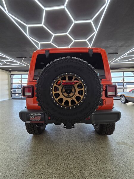 2023 Jeep Wrangler 4-Door Sahara Altitude - Photo 18