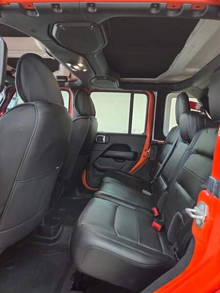 2023 Jeep Wrangler 4-Door Sahara Altitude - Photo 14