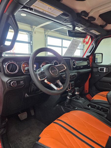 2023 Jeep Wrangler 4-Door Sahara Altitude - Photo 11