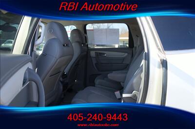 2015 Chevrolet Traverse LT   - Photo 12 - Oklahoma City, OK 73122