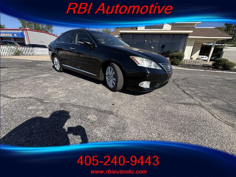 2011 Lexus ES 350   - Photo 1 - Oklahoma City, OK 73122