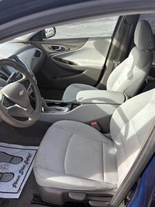 2017 Chevrolet Malibu LS   - Photo 3 - Oklahoma City, OK 73122