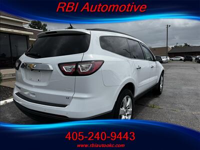 2017 Chevrolet Traverse LT - Photo 10 - Oklahoma City, OK 73122