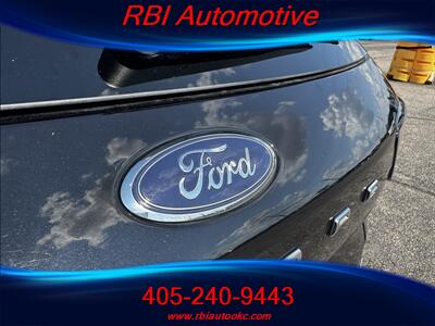 2021 Ford Escape SEL - Photo 11 - Oklahoma City, OK 73122
