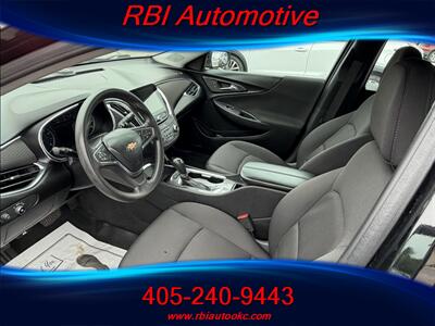 2020 Chevrolet Malibu LT   - Photo 4 - Oklahoma City, OK 73122