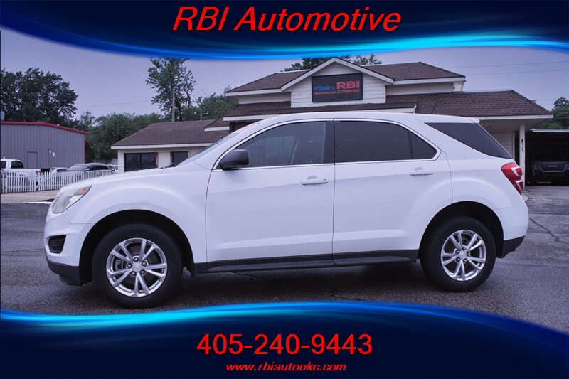 2017 Chevrolet Equinox LS  