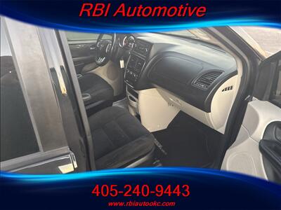 2016 Dodge Grand Caravan American Value Package   - Photo 12 - Oklahoma City, OK 73122
