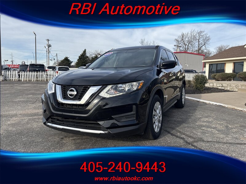 2017 Nissan Rogue S  