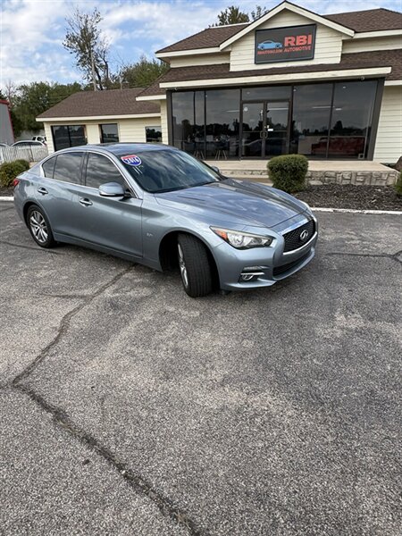 2016 INFINITI Q50