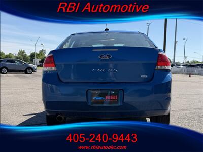 2010 Ford Focus SEL   - Photo 4 - Oklahoma City, OK 73122