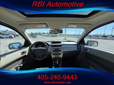 2010 Ford Focus SEL   - Photo 7 - Oklahoma City, OK 73122