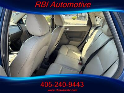 2010 Ford Focus SEL   - Photo 6 - Oklahoma City, OK 73122
