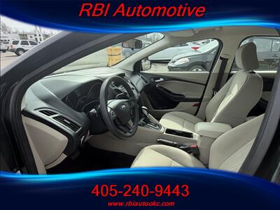 2015 Ford Focus SE   - Photo 4 - Oklahoma City, OK 73122