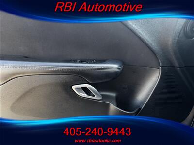 2019 Dodge Challenger SXT   - Photo 8 - Oklahoma City, OK 73122