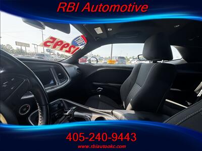 2019 Dodge Challenger SXT   - Photo 12 - Oklahoma City, OK 73122