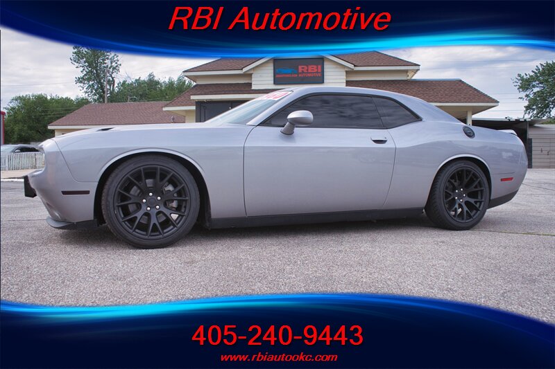 2015 Dodge Challenger SXT Plus  