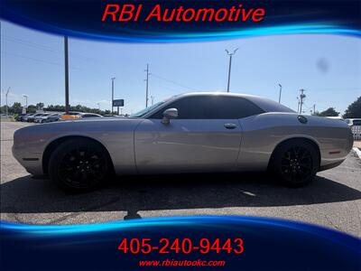 2015 Dodge Challenger SXT Plus   - Photo 2 - Oklahoma City, OK 73122