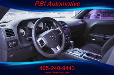 2014 Dodge Challenger SXT - Photo 14 - Oklahoma City, OK 73122