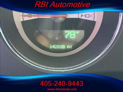 2014 Dodge Challenger SXT - Photo 5 - Oklahoma City, OK 73122
