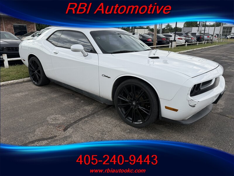 2014 Dodge Challenger SXT   - Photo 1 - Oklahoma City, OK 73122