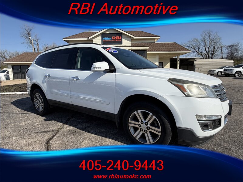 2016 Chevrolet Traverse LT   - Photo 1 - Oklahoma City, OK 73122