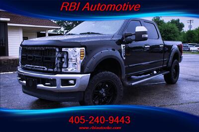 2018 Ford F-250 Super Duty Lariat   - Photo 2 - Oklahoma City, OK 73122