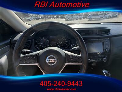 2019 Nissan Rogue SV   - Photo 4 - Oklahoma City, OK 73122