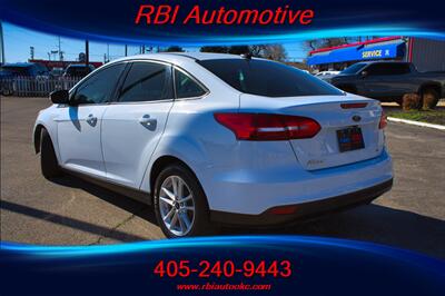 2017 Ford Focus SE   - Photo 8 - Oklahoma City, OK 73122