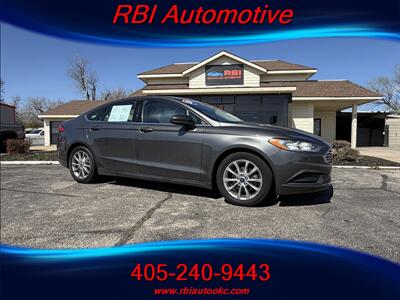 2017 Ford Fusion SE   - Photo 1 - Oklahoma City, OK 73122