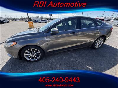 2017 Ford Fusion SE   - Photo 2 - Oklahoma City, OK 73122