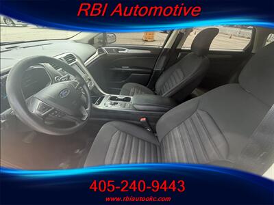 2019 Ford Fusion SE   - Photo 4 - Oklahoma City, OK 73122