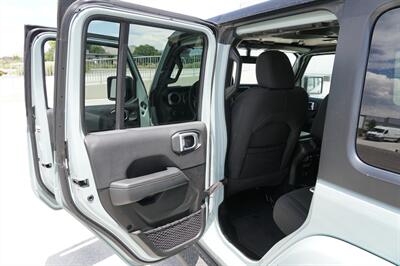 2023 Jeep Wrangler Sahara - Photo 24 - Spanish Fork, UT 84660