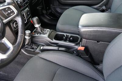 2020 Jeep Wrangler Unlimited Sahara   - Photo 26 - Spanish Fork, UT 84660