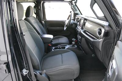 2020 Jeep Wrangler Unlimited Sahara   - Photo 39 - Spanish Fork, UT 84660