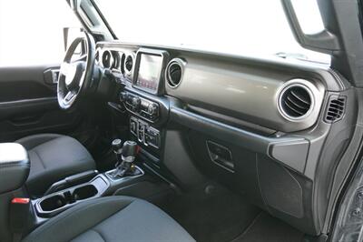 2020 Jeep Wrangler Unlimited Sahara   - Photo 40 - Spanish Fork, UT 84660