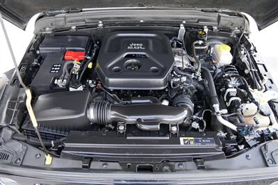 2020 Jeep Wrangler Unlimited Sahara   - Photo 43 - Spanish Fork, UT 84660