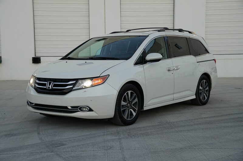 2015 Honda Odyssey Touring Elite   - Photo 1 - Spanish Fork, UT 84660