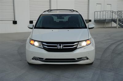 2015 Honda Odyssey Touring Elite   - Photo 2 - Spanish Fork, UT 84660