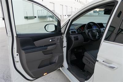 2015 Honda Odyssey Touring Elite   - Photo 12 - Spanish Fork, UT 84660