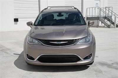2018 Chrysler Pacifica Hybrid Touring L - Photo 2 - Spanish Fork, UT 84660