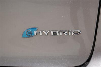2018 Chrysler Pacifica Hybrid Touring L - Photo 9 - Spanish Fork, UT 84660