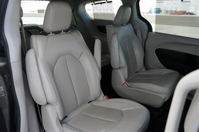 2018 Chrysler Pacifica Hybrid Touring L - Photo 39 - Spanish Fork, UT 84660