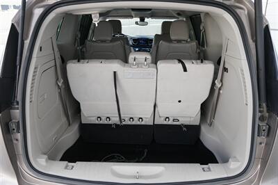 2018 Chrysler Pacifica Hybrid Touring L - Photo 34 - Spanish Fork, UT 84660