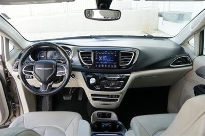2018 Chrysler Pacifica Hybrid Touring L - Photo 31 - Spanish Fork, UT 84660