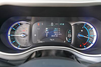 2018 Chrysler Pacifica Hybrid Touring L - Photo 19 - Spanish Fork, UT 84660