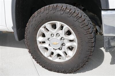 2023 Chevrolet Silverado 2500HD LT   - Photo 12 - Spanish Fork, UT 84660